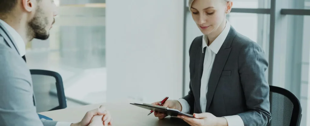 Personal Injury Lawyer Consultation, Chicago, Illinois-Question To Ask Pi Lawyer